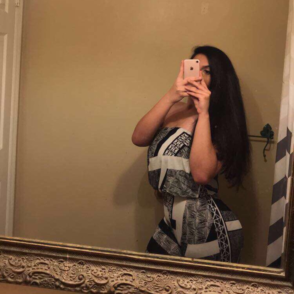 Cute black/white romper!
